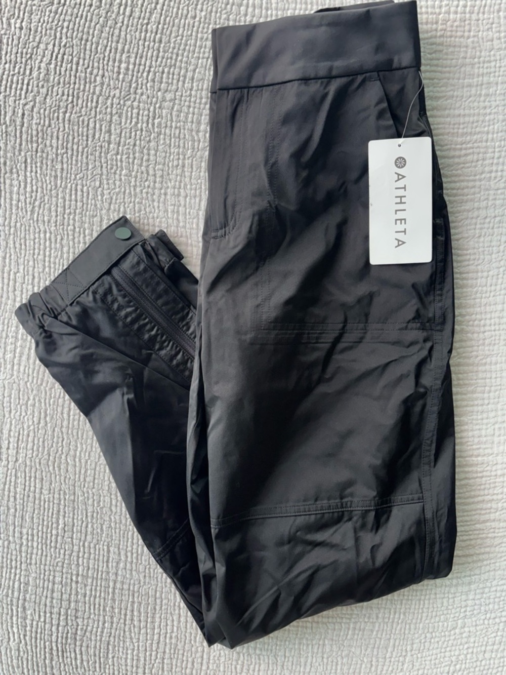 Athleta Radiant Jogger Black Size 2 NWT Athletic Pants